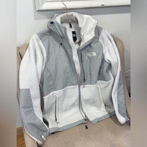 Medium North Face Full Zip Up Denali Hoodie EUC